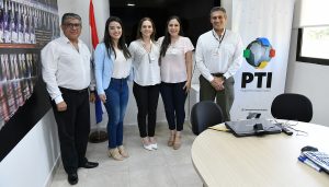 Firma de convenio con el PTI