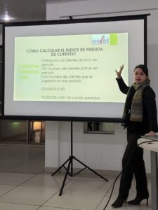 Socias de la Amedap reciben capacitación de fidelización de clientes